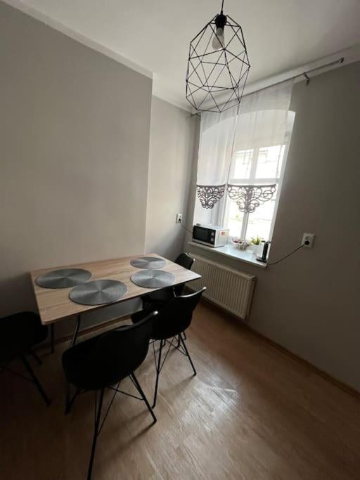 Apartament Quattro, Duszniki-Zdroj ドゥシュニキ・ズドルイ エクステリア 写真