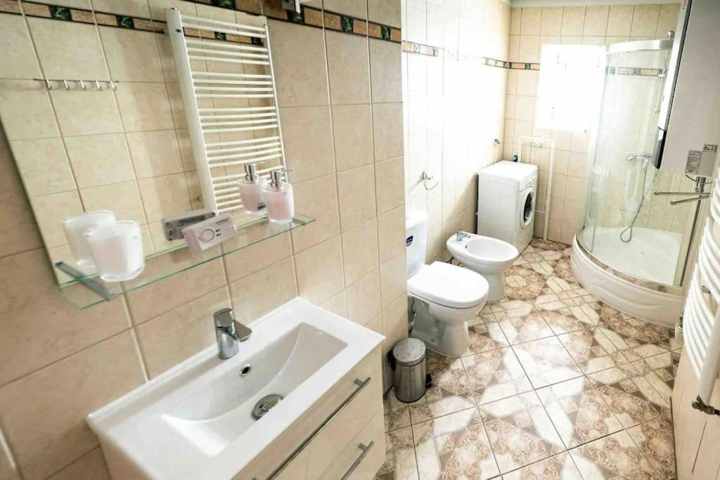 Apartament Quattro, Duszniki-Zdroj ドゥシュニキ・ズドルイ エクステリア 写真