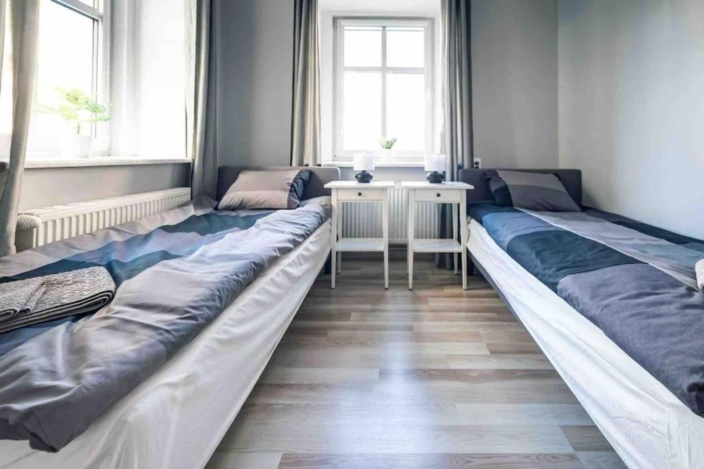 Apartament Quattro, Duszniki-Zdroj ドゥシュニキ・ズドルイ エクステリア 写真